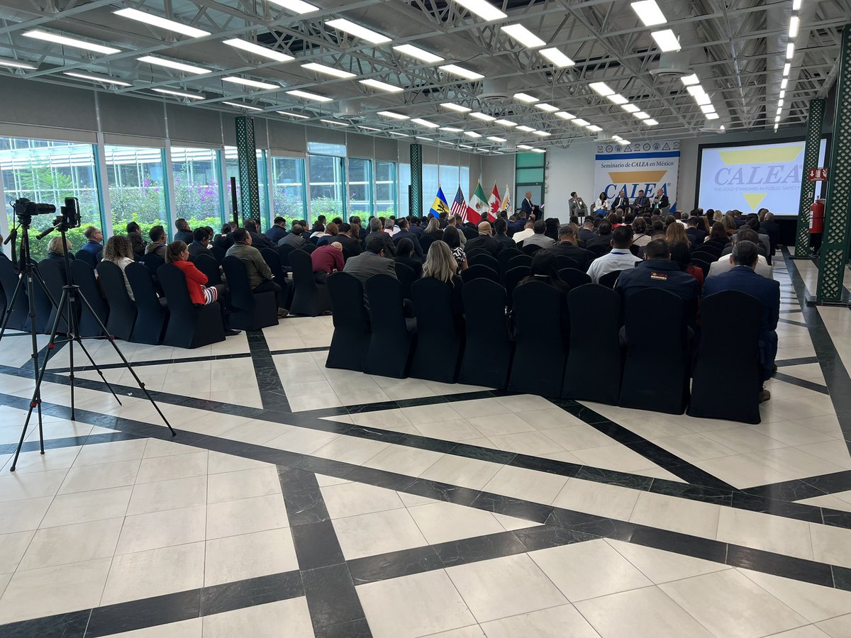 Agradecemos a las agencias de seguridad de #México que participan en el #SeminarioCALEAMéxico en #CDMX, más de 200 titulares y representantes de agencias de todas las regiones del país unidos por la #Acreditación <a href="/CALEA_org/">CALEA</a> para mejor servir a sus comunidades