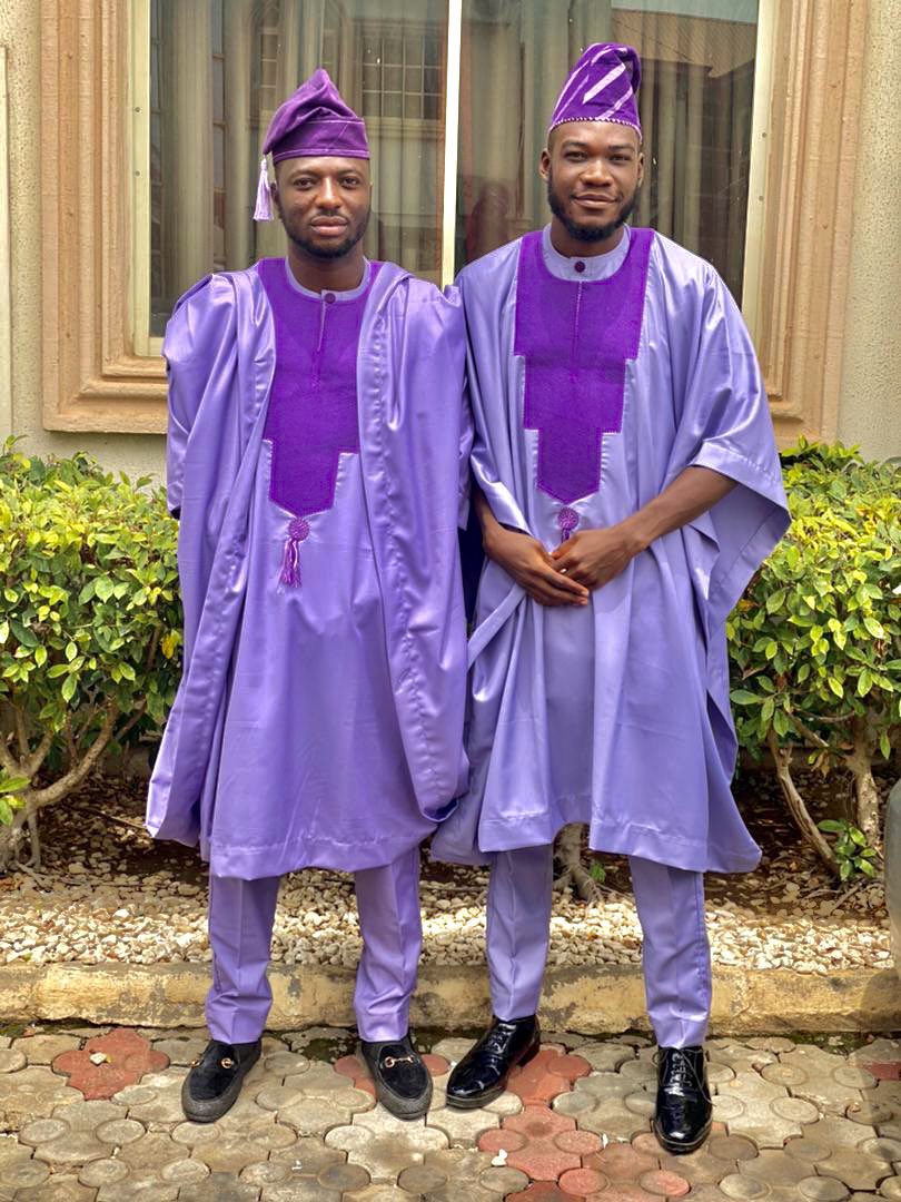 mr_yolak's tweet photo. Myself and my G on this one, Lilac and purple are same Shey?? https://t.co/HLwwRo3yk2