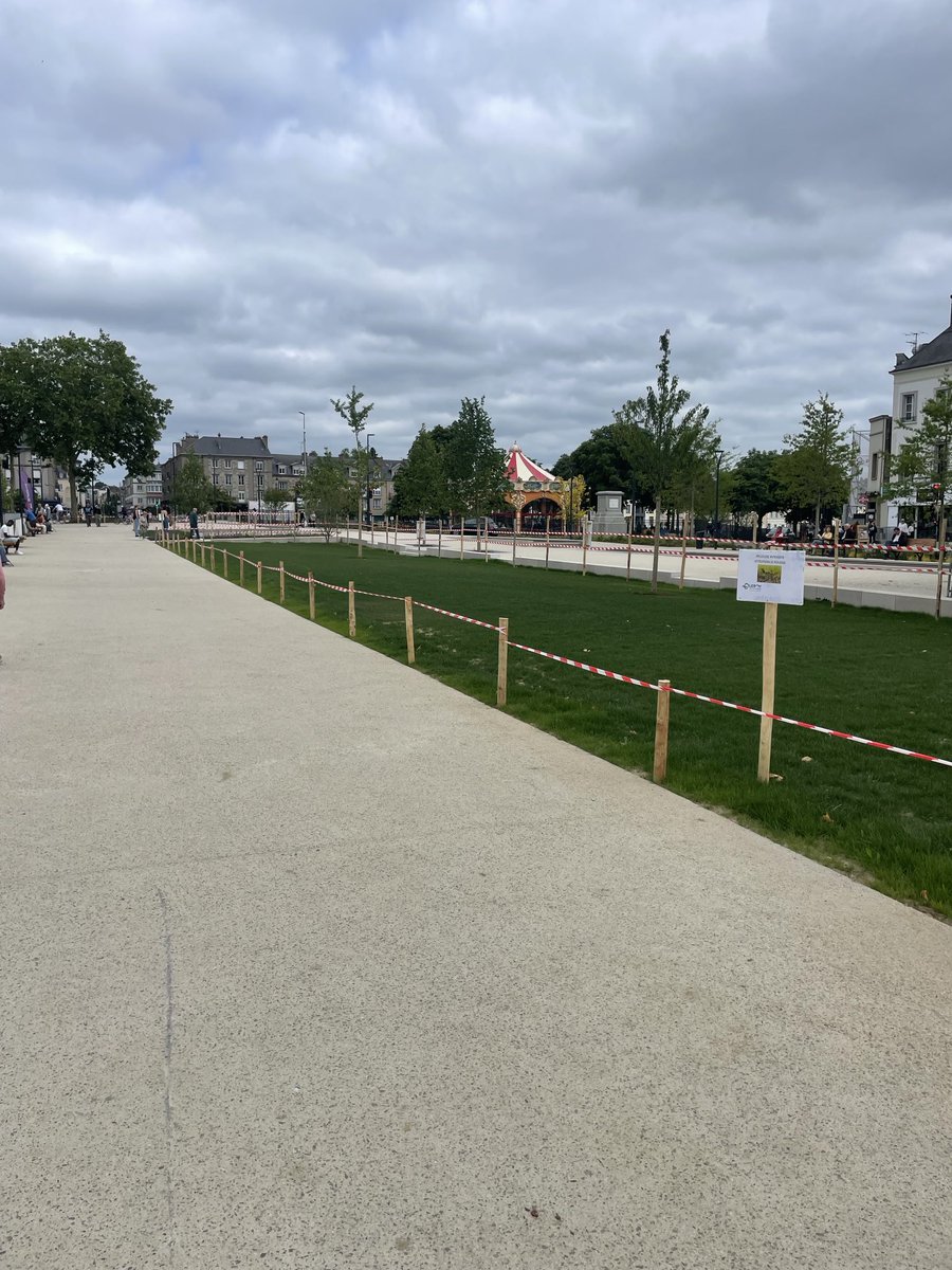 Ouverture ce jour de la grande traverse de la place du 11/11
J-22 de l’ouverture des Halles de Laval ⁦<a href="/Laval_la_Ville/">Laval la Ville</a>⁩