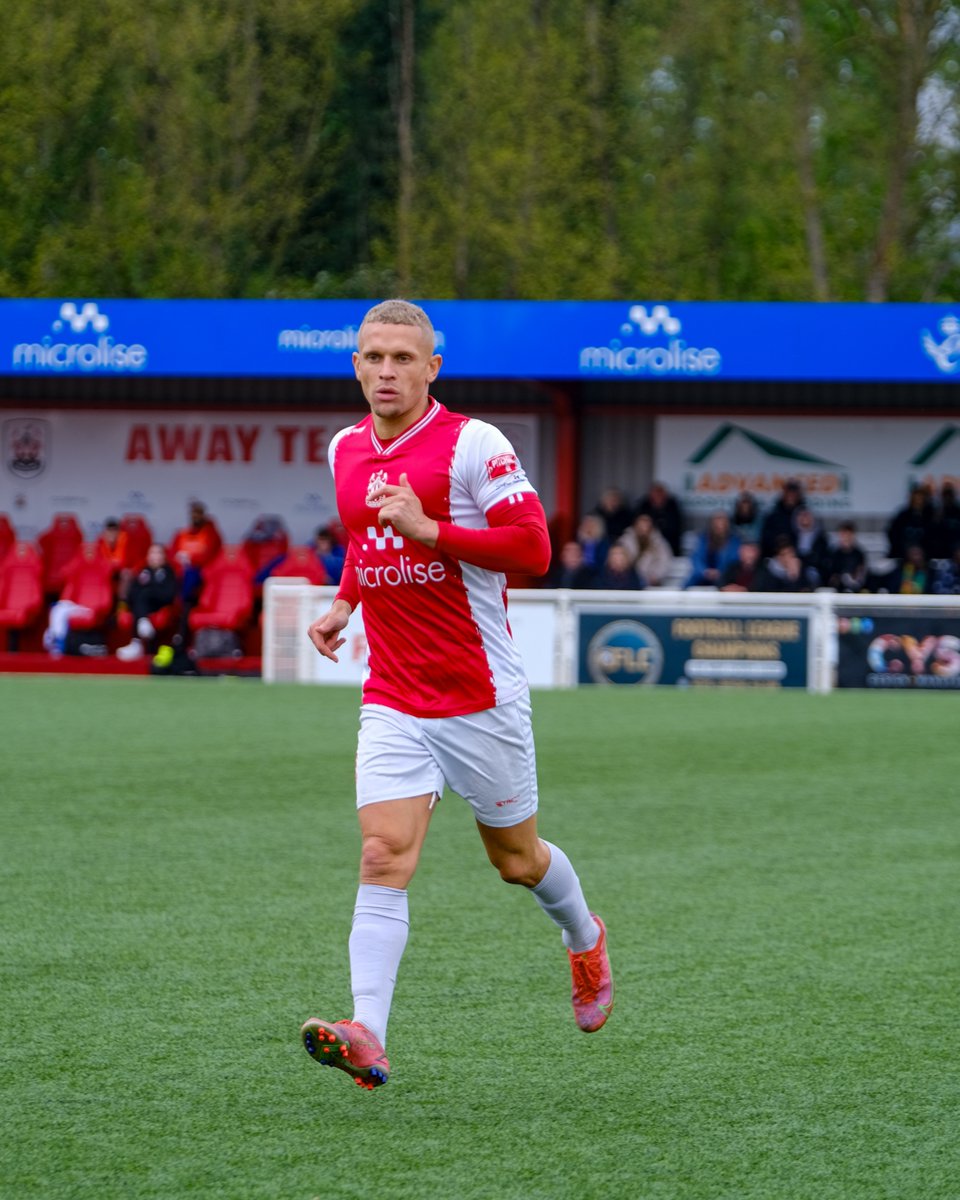 Lindon Meikle departs 

The experienced midfielder has left Ilkeston Town after making 54 appearances for the Robins since January 2024. 

We would like to thank Lindon for his time at the club and wish him all the best!