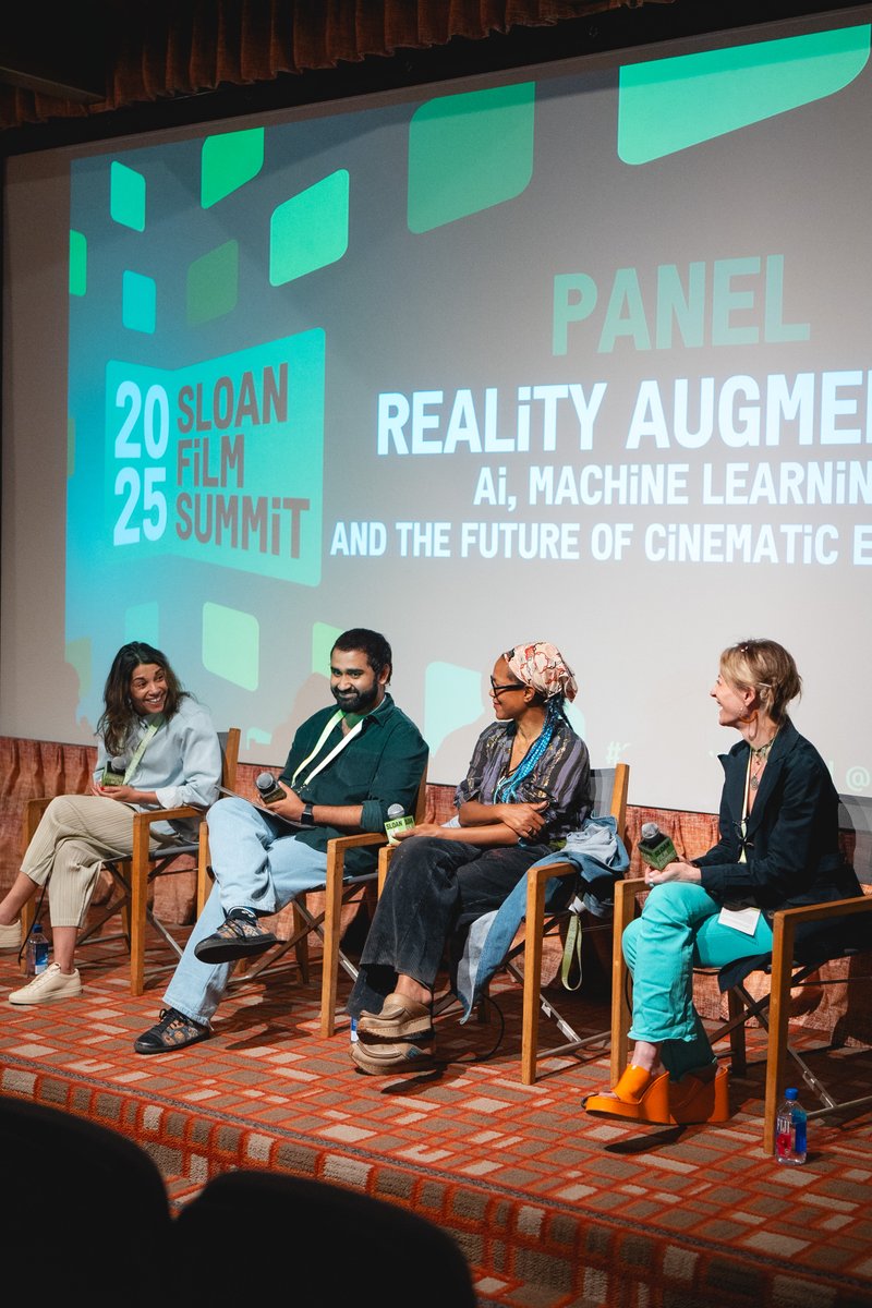 filmindependent's tweet image. At #SloanSummit25 with @SloanPublic, our panel of traditional filmmakers and XR creators discussed the future of humanity, technology and the power of narrative. 🎬💭
Don't miss insights from Jessica Brillhart, Aranya Sahay, Anisia Uzeyman and Nancy Baker Cahill #ontheblog.…