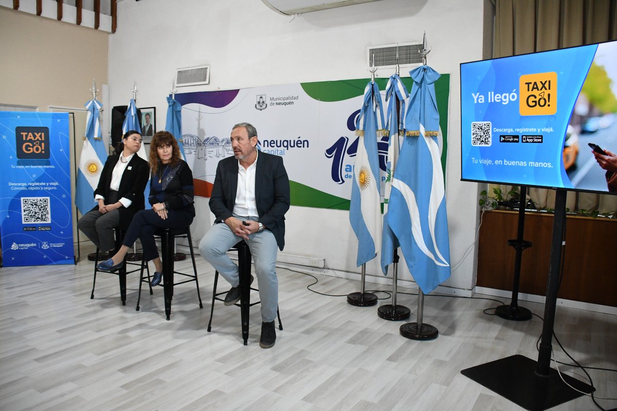 MarianoGaidoOk's tweet photo. 🚕📱 Presentamos #TaxiGo: la nueva app 100% neuquina para pedir taxis desde el celu, con seguimiento en vivo, info del chofer y más seguridad para vecinos y turistas.
Una ciudad inteligente se construye con tecnología y compromiso.
¡Vamos por más! 
 #NeuquénAvanza https://t.co/uka3aNcBye