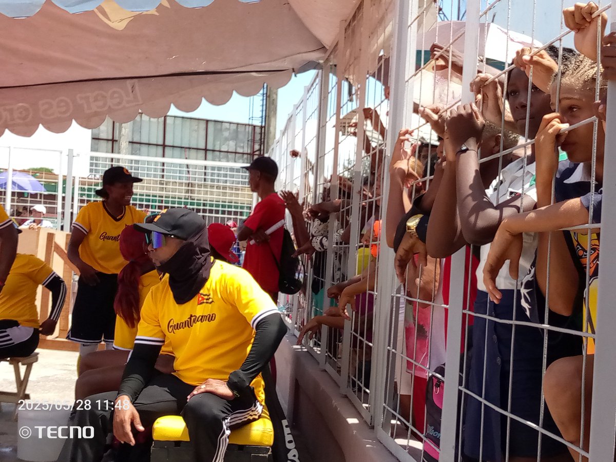 odelin_cruz's tweet photo. #GUANTÁNAMO a la 
discusión de la medalla de oro en el V Campeonato Nacional de Béisbol 5, que se disputa en la ciudad de Guantánamo. Al vencer a Santiago de Cuba, 2 set x 1, con parciales de: 8-5, 1-2 y 6-4, asegurando medalla de plata . Felicidades para nuestros jóvenes https://t.co/NKqiAuEzz0