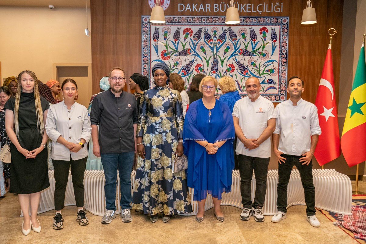 Türk Mutfağı Haftası kapsamında Senegal Cumhurbaşkanı’nın eşi Sayın Marie Khone Faye’ı Büyükelçiliğimizde ağırlamaktan onur duyduk.