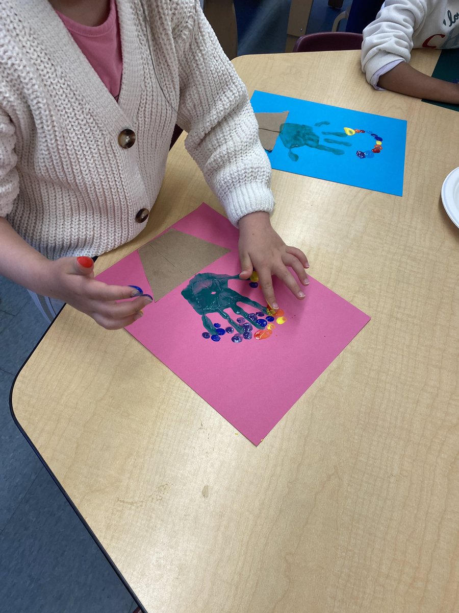 Cristina McAllister (@cristinamca41) on Twitter photo A beautiful morning with Ms. Bech’s Kindies at <a href="/brentwoodSD41/">BrentwoodParkSD41</a> making plant finger painted pictures to remind us of caring for Mother Earth and creating homes for our bugs, bees and butterflies. Perfect timing- their butterflies just hatched! <a href="/alphaSD41/">École Alpha Secondary</a> A beautiful morning with Ms. Bech’s Kindies at <a href="/brentwoodSD41/">BrentwoodParkSD41</a> making plant finger painted pictures to remind us of caring for Mother Earth and creating homes for our bugs, bees and butterflies. Perfect timing- their butterflies just hatched! <a href="/alphaSD41/">École Alpha Secondary</a>