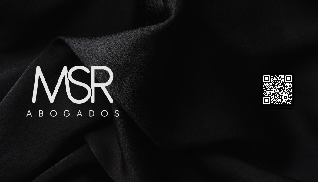 Y aquí os dejo la tarjeta por si alguién necesita sus servicios