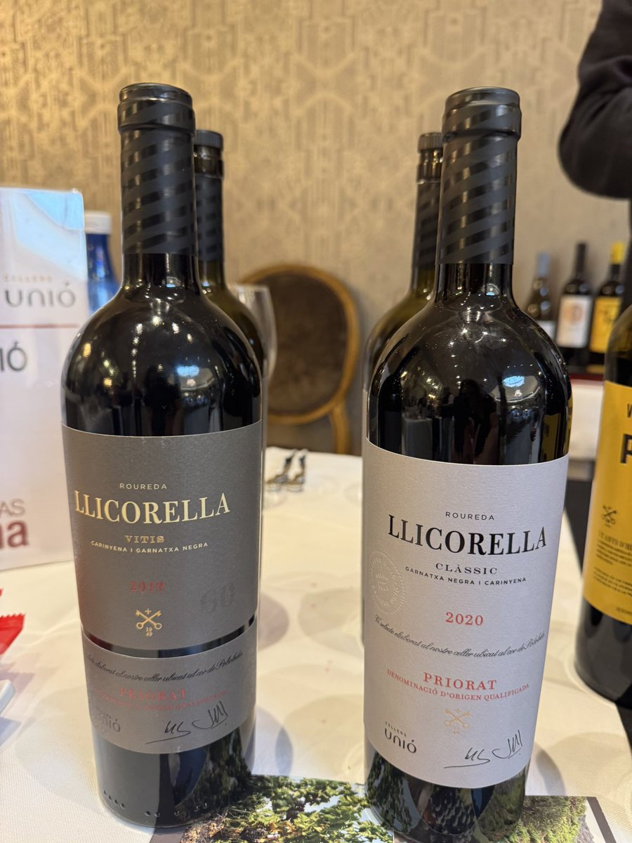 The Yummy Bull (@yummybull) on Twitter photo <a href="/monrealero/">Josemari González</a> <a href="/piparrahispania/">𝕰𝖑 𝕷𝖎𝖖𝖚𝖎𝖉𝖆𝖉𝖔𝖗 𝖉𝖊 𝕭𝖔𝖉𝖊𝖌𝖆𝖘</a> <a href="/Coupage_Unique/">Coupage Unique</a> Muy buenos y bien de precio estos de Monstant y Priorat que probé en <a href="/Verema/">Verema</a>. El productor también piensa que la garnacha blanca da más juego sin barrica. 🍷🤓 <a href="/monrealero/">Josemari González</a> <a href="/piparrahispania/">𝕰𝖑 𝕷𝖎𝖖𝖚𝖎𝖉𝖆𝖉𝖔𝖗 𝖉𝖊 𝕭𝖔𝖉𝖊𝖌𝖆𝖘</a> <a href="/Coupage_Unique/">Coupage Unique</a> Muy buenos y bien de precio estos de Monstant y Priorat que probé en <a href="/Verema/">Verema</a>. El productor también piensa que la garnacha blanca da más juego sin barrica. 🍷🤓