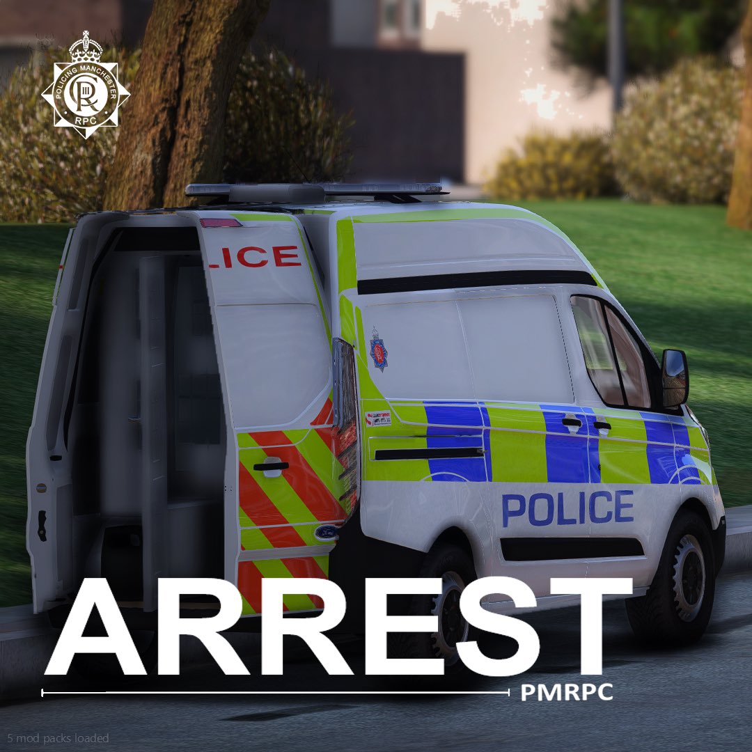 PMRPC_FCC's tweet photo. 20:34 

One male has been arrested following an incident earlier at the bus station involving a knife. 

Officers remain present in the town centre. https://t.co/KNNDh9slva