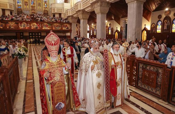 A quiet yet symbolically significant gathering took place on May 17 at the Coptic Orthodox Patriarchate in Cairo. His Holiness Catholicos Aram I joined Pope Tawadros II and Patriarch Mor Ignatius Aphrem II to commemorate the 1700th ann. of the First Ecumenical Council of Nicaea.