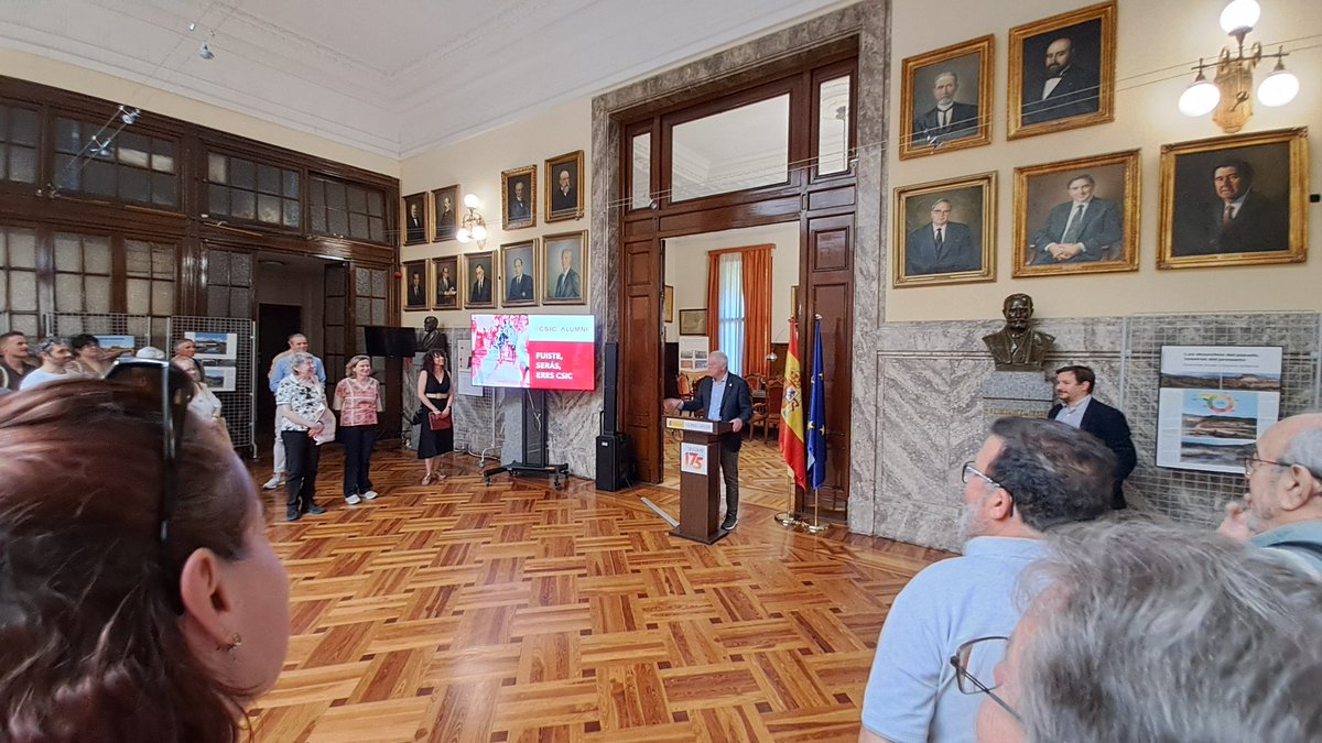 IGME1849's tweet image. Gracias #AlumniCSIC por acudir a conocer la geología que nos rodea en la ciudad y en nuestra sede del #IGME_CSIC a través de nuestro @MuseoGeominero