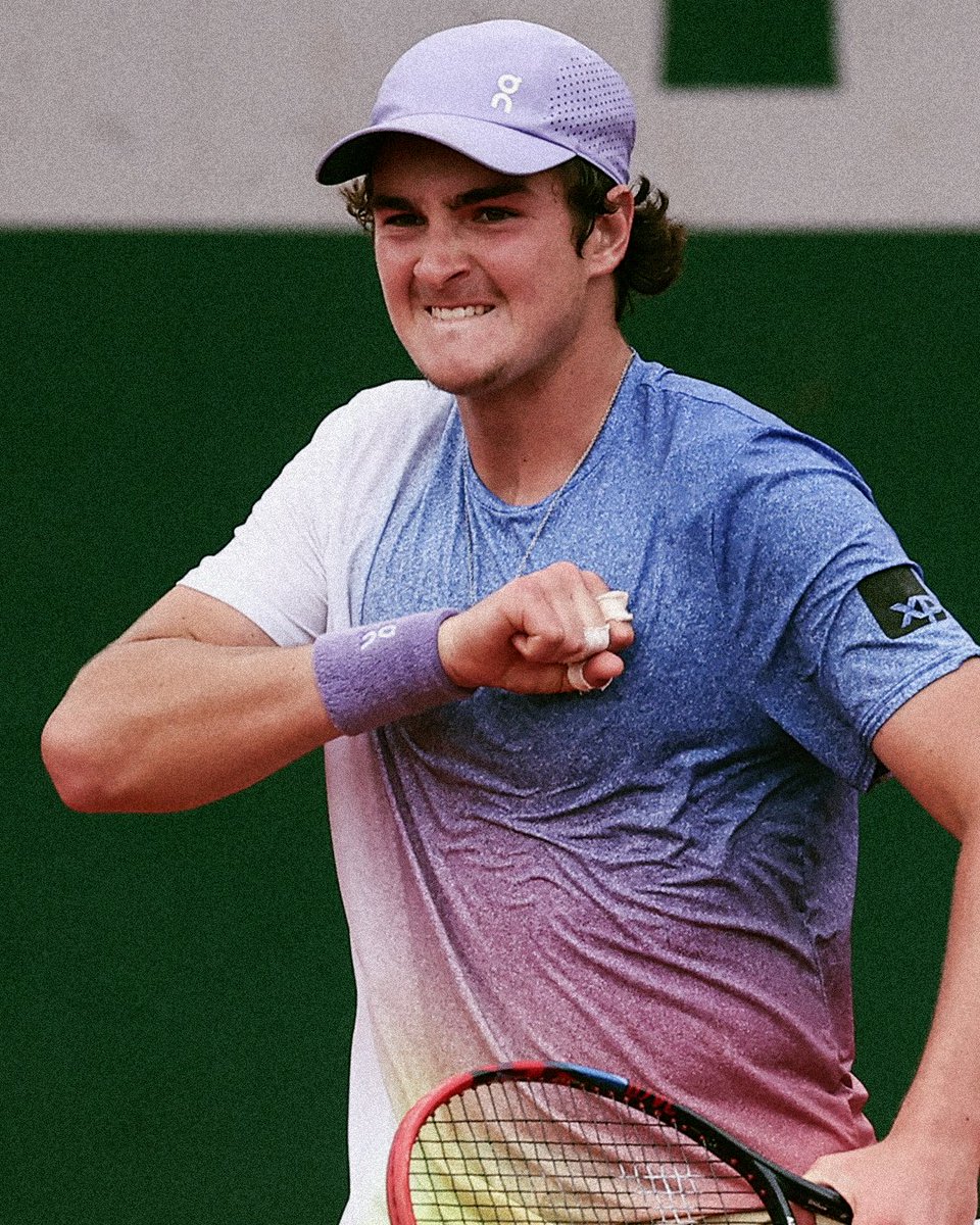 ATP Challenger Tour (@atpchallenger) on Twitter photo STAR ON THE RISE π€©
At just 18-years-old, Joao Fonseca reaches Round 3 of a Grand Slam for the first time in his career!
#OnTheRise | <a href="/rolandgarros/">Roland-Garros</a> STAR ON THE RISE π€©
At just 18-years-old, Joao Fonseca reaches Round 3 of a Grand Slam for the first time in his career!
#OnTheRise | <a href="/rolandgarros/">Roland-Garros</a>
