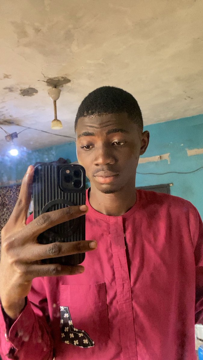invballsy's tweet photo. @yabaleftonline Una don dey sabi our worth 😊🔥 https://t.co/x3cMLoozAE