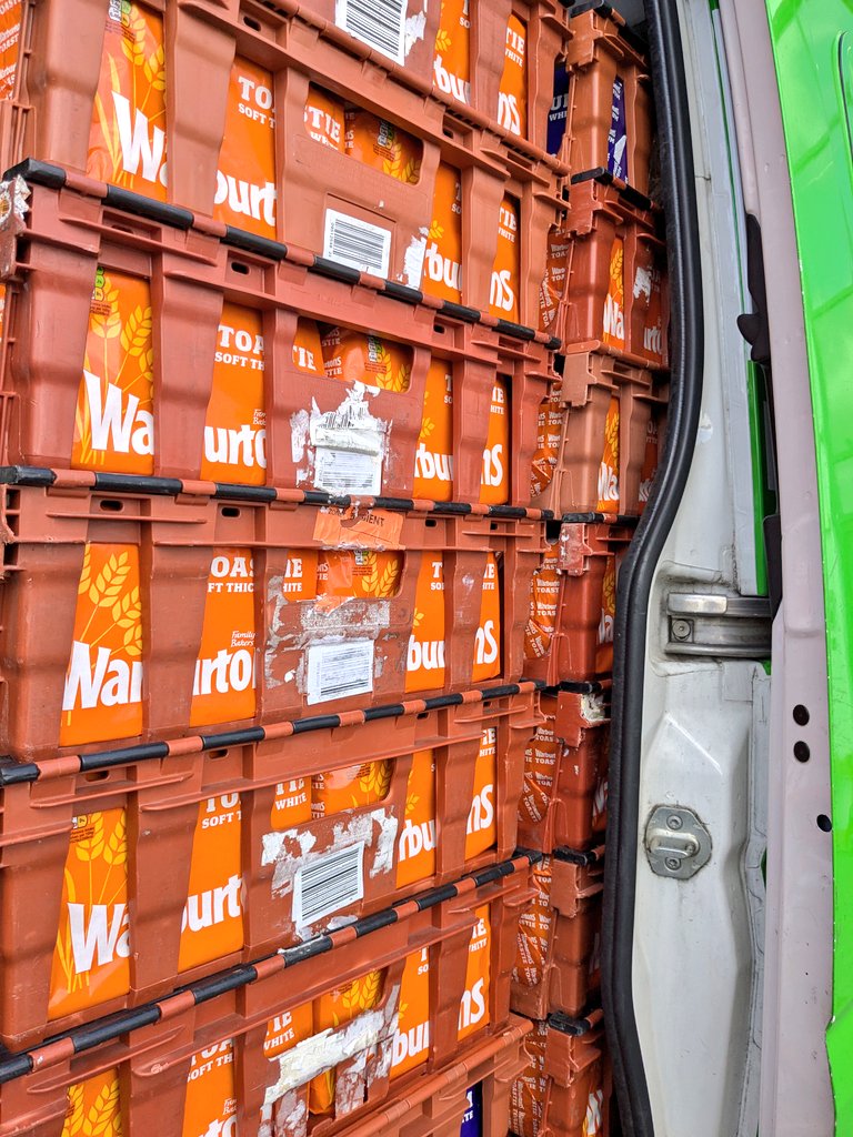 We are at Peasley Cross United Reform Church this Friday morning (30th May) 8:45 am - 10:30 am. We've got 3 Warburton's Toastie loaves for 1 point as part of your pantry shop.
#RightToFood
#StHelensTogether

<a href="/HSHVCA/">HSHVCA</a>
<a href="/sthelenstownfc/">St Helens Town AFC</a>