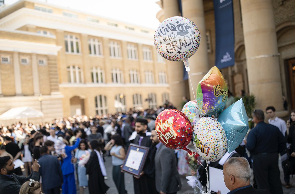 #UofTGrad25: Convocation Checklist

To help you navigate this special occasion, we’ve collected some tips, next steps, directions to campus and social media moments to help you prepare as you join our global alumni network. 💙 bit.ly/4jhERwU
