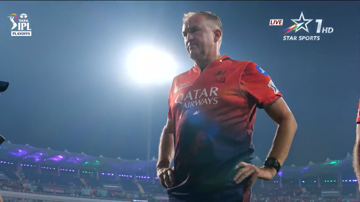 bajeer26265's tweet image. ANDY FLOWER AS HEAD COACH IN IPL:

- Playoffs in IPL 2022.
- Playoffs in IPL 2023.
- Playoffs in IPL 2024.
- Final* in IPL 2025..
#RCBvsPBKS #rcbvscsk #RCBvsKKR #IPLPlayoffs #ipl2025update #iplsuspended #IPLUpdate #IPL2023final #IPL2023final #ViratKohli𓃵 #ViratKohli #ViratGang