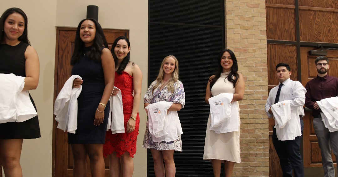 UT Health SA Alumni (@uthealthsalumni) on Twitter photo Our <a href="/UTHealthSA_SHP/">Health Professions</a> proudly celebrated and welcomed our future health care leaders on May 9 and May 12 with White Coat Ceremonies for the incoming classes of Occupational Therapy and Master of Physician Assistant Studies.
Congratulations to these future alumni! 🧡 Our <a href="/UTHealthSA_SHP/">Health Professions</a> proudly celebrated and welcomed our future health care leaders on May 9 and May 12 with White Coat Ceremonies for the incoming classes of Occupational Therapy and Master of Physician Assistant Studies.
Congratulations to these future alumni! 🧡