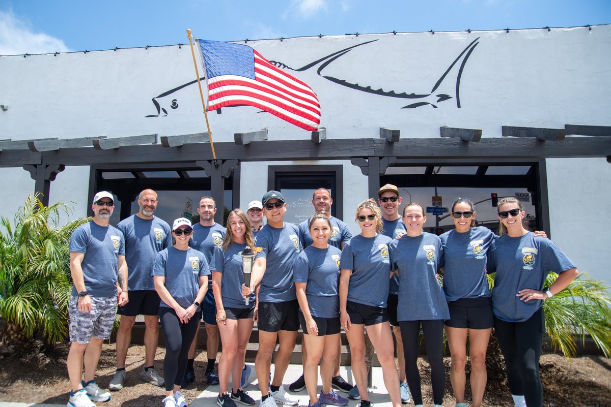 FBISanDiego's tweet image. Yesterday, #FBISanDiego employees and executive management participated in the Law Enforcement Torch Run with our law enforcement partners! 

#FBICommunityOutreach #Partnerships