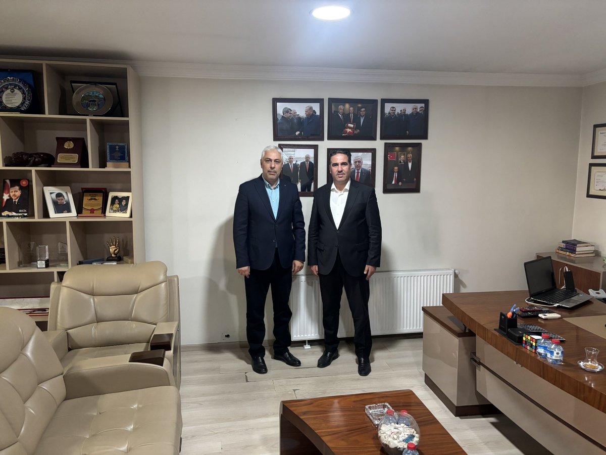 Akparti MKYK üyesi Malatyalı hemşerim Sn.Barış Özerolu Doç.Dr.Bilal Çuğlan ile birlikte  ziyaret ettik.

Göstermiş olduğu ilgi ve alakasından dolayı teşekkür ederiz.