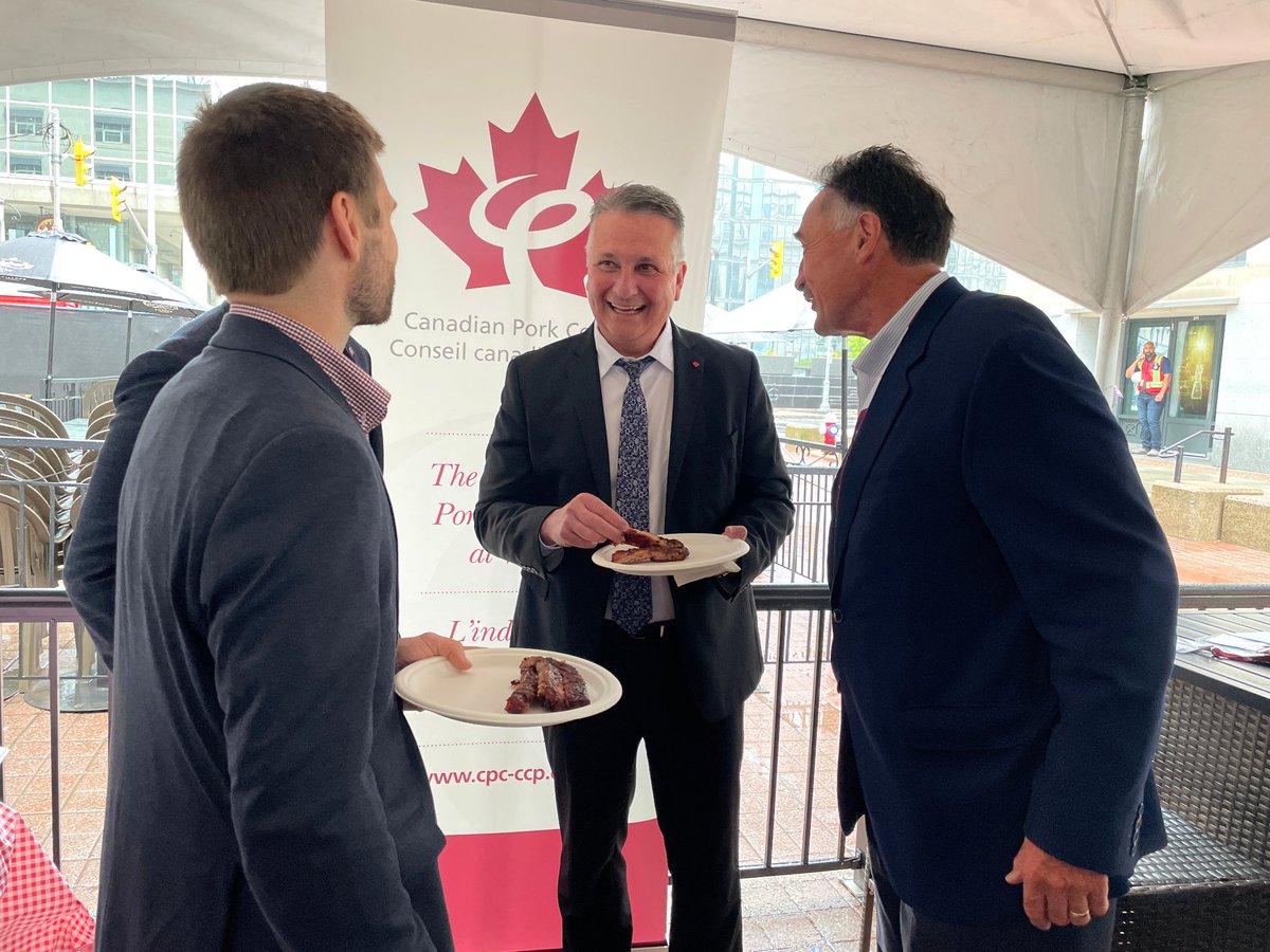Heath MacDonald (@cornwallheath) on Twitter photo Le RibFest est de retour Ă Ottawa - et un peu de pluie ne nous empĂȘchera pas de cĂ©lĂ©brer nos producteurs de porc acharnĂ©s ! Merci Ă <a href="/cdnpork/">CanadianPorkCouncil</a> d'avoir organisĂ© l'Ă©vĂ©nement d'aujourd'hui. Le RibFest est de retour Ă Ottawa - et un peu de pluie ne nous empĂȘchera pas de cĂ©lĂ©brer nos producteurs de porc acharnĂ©s ! Merci Ă <a href="/cdnpork/">CanadianPorkCouncil</a> d'avoir organisĂ© l'Ă©vĂ©nement d'aujourd'hui.
