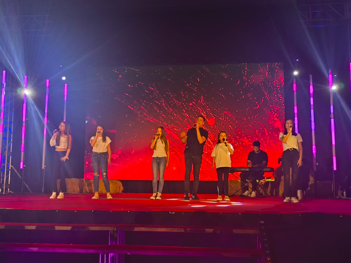 El músico zamorano Miguel Álvarez (@hilarama_inadaptado) y su ‘Lucha de gigantes’ en los #PremiosSurcos 🌾