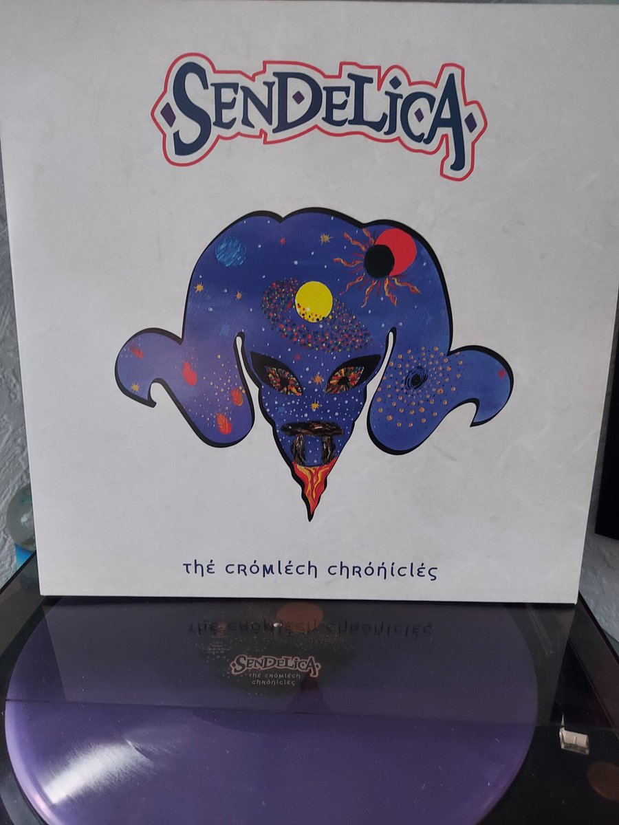 Now spinning "The Cromlech Chronicles " from Welsh space cadets Sendelica. Fabulous instrumental improvisations and a cover of "Satori" ... splendid stuff!