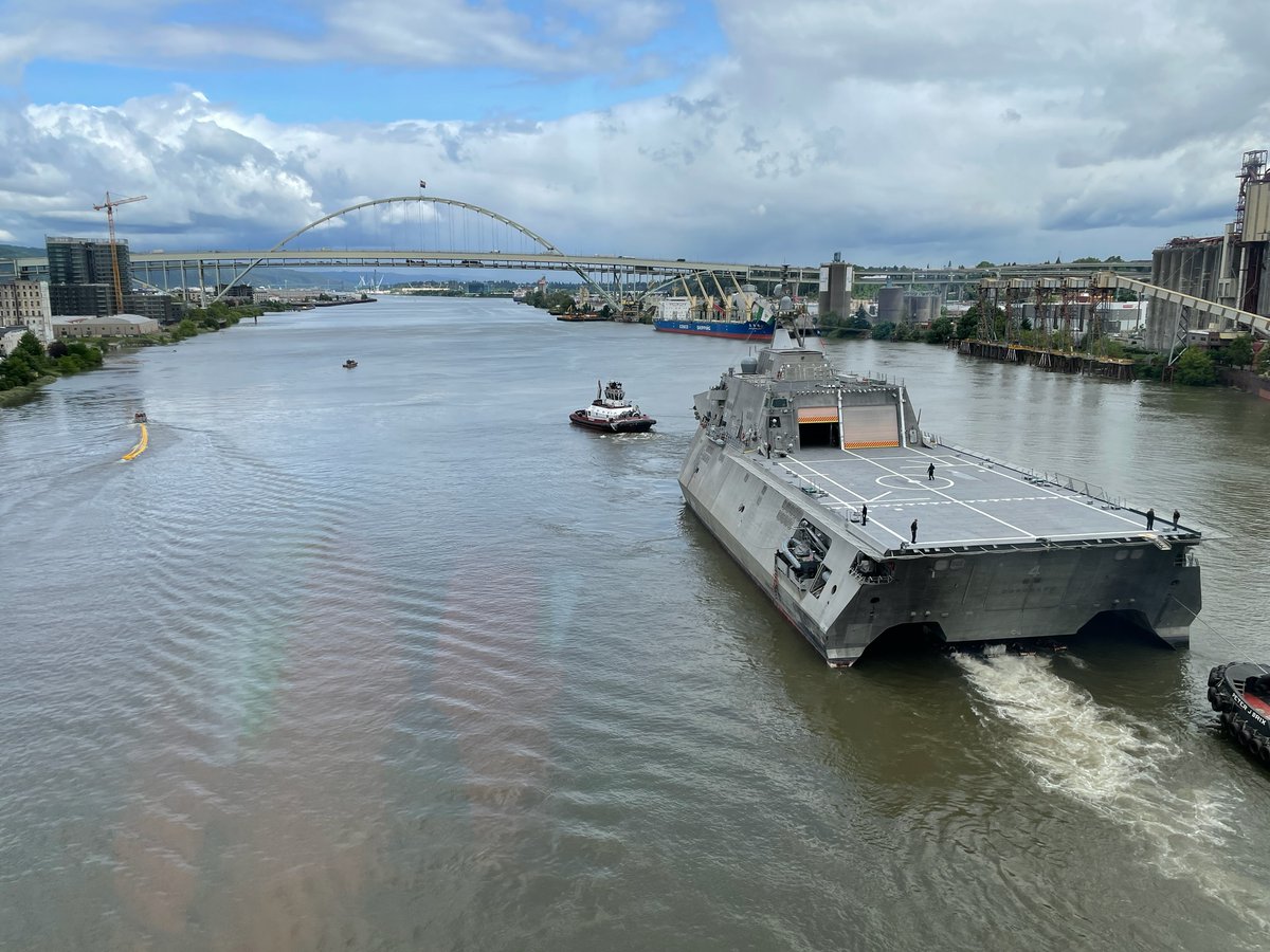 Multnomah County, OR (@multco) on Twitter photo Fleet Week will impact several downtown Portland bridges maintained by <a href="/multco/">Multnomah County, OR</a> <a href="/UnionPacific/">Union Pacific</a> <a href="/PBOTinfo/">Portland Bureau of Transportation</a> <a href="/OregonDOT/">OregonDOT</a> <a href="/trimet/">TriMet</a>. The Steel, Broadway & Burnside bridges will lift for ships arriving next week -- for ship arrival info, visit: multco.us/news/expect-lo… Fleet Week will impact several downtown Portland bridges maintained by <a href="/multco/">Multnomah County, OR</a> <a href="/UnionPacific/">Union Pacific</a> <a href="/PBOTinfo/">Portland Bureau of Transportation</a> <a href="/OregonDOT/">OregonDOT</a> <a href="/trimet/">TriMet</a>. The Steel, Broadway & Burnside bridges will lift for ships arriving next week -- for ship arrival info, visit: multco.us/news/expect-lo…