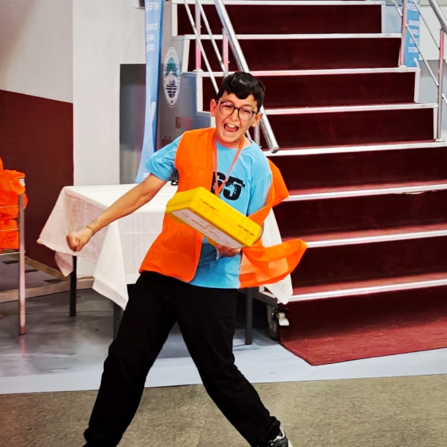 mebrobot's tweet image. 🤖 17. Uluslararası MEB Robot Yarışmasında sevinç, heyecan, rekabet ve eğlence bir arada yer aldı.

#mebrobot