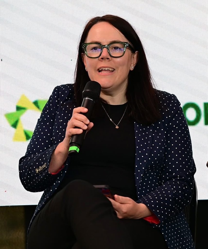 Brilliant presentations by  Ministers/Directors of Youth Affairs, members of parliaments and OECD officials on the challenges of sustainability and the importance of measuring government actions. #GYLFORUM 
<a href="/MCJ_CR/">Ministerio de Cultura y Juventud</a> <a href="/presidenciacr/">Presidencia de la República 🇨🇷</a> <a href="/OECD/">OECD ➡️ Better Policies for Better Lives</a> <a href="/senaju/">Senaju Perú</a> <a href="/injuvehn/">Instituto Nacional de la Juventud</a>