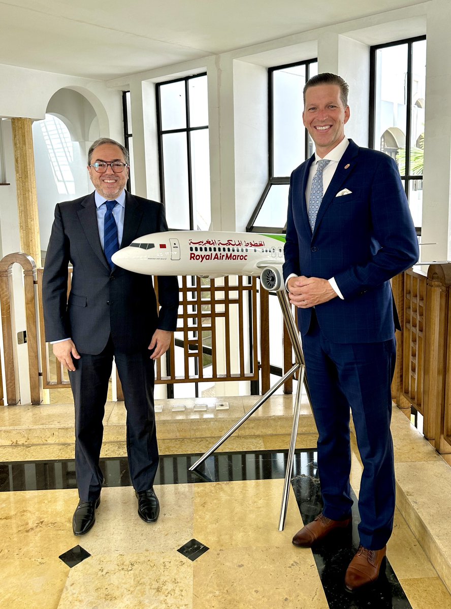 Rencontre avec le DG de la #RAM M. Abdelhamid Addou. Nous avons discuté du partenariat renforcé entre nos pays #tourisme #business #échange #coopération  🇭🇺🇲🇦