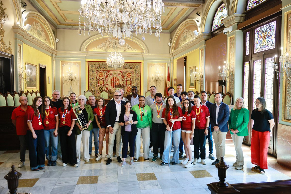 Txema del Rosal (@txemadelrosal) on Twitter photo Vui donar públicament les gràcies a la <a href="/paerialleida/">Ajuntament de Lleida</a> i l’alcalde <a href="/flarrosa/">Fèlix Larrosa</a> per creure en el projecte del <a href="/LleidaHC/">Lleida Handbol Club</a> i ajudar-nos a afrontar aquest nou gran repte. Vui donar públicament les gràcies a la <a href="/paerialleida/">Ajuntament de Lleida</a> i l’alcalde <a href="/flarrosa/">Fèlix Larrosa</a> per creure en el projecte del <a href="/LleidaHC/">Lleida Handbol Club</a> i ajudar-nos a afrontar aquest nou gran repte.