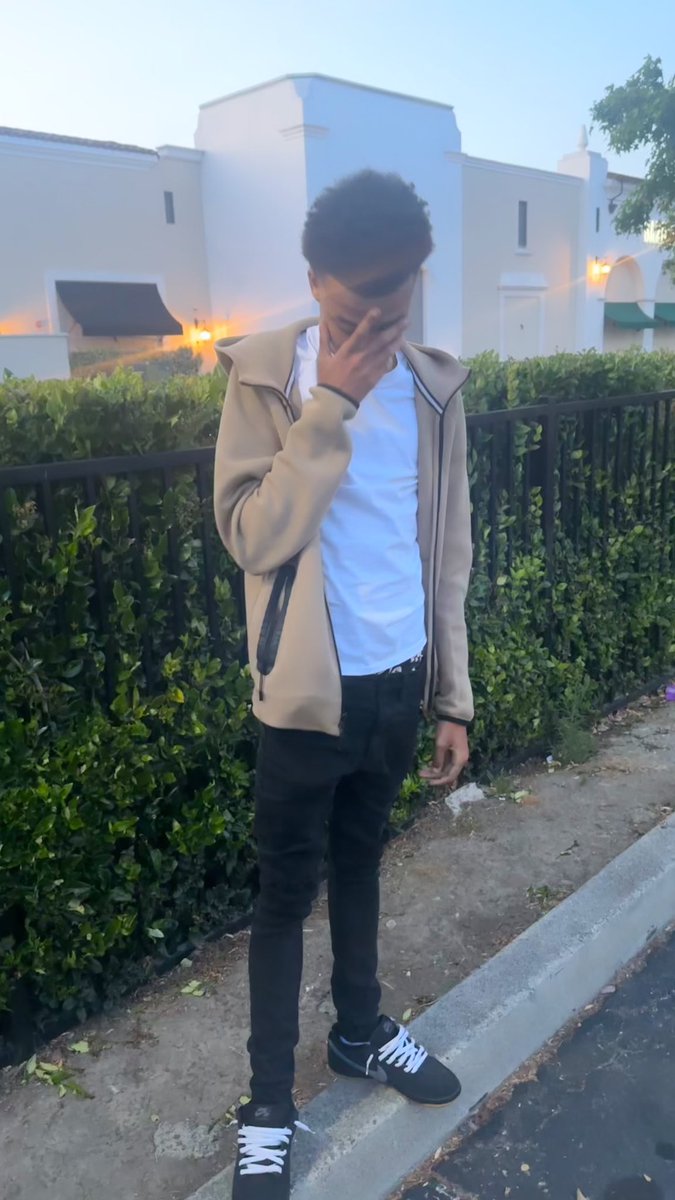 84vics's tweet photo. fivetwoeight🔥™️ https://t.co/NMxUbNULeJ