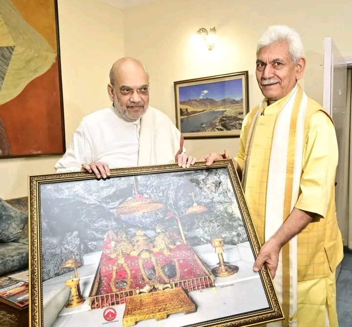 मेरे शान..
मेरे अभिमान..❤️❤️ <a href="/manojsinha_/">Manoj Sinha</a> जी।
<a href="/OfficeOfLGJandK/">Office of LG J&K</a>