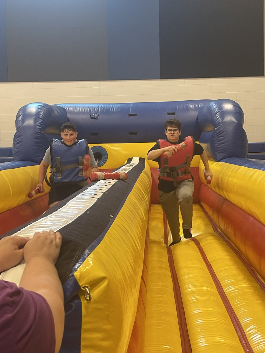 Brunswick Middle School tweet media