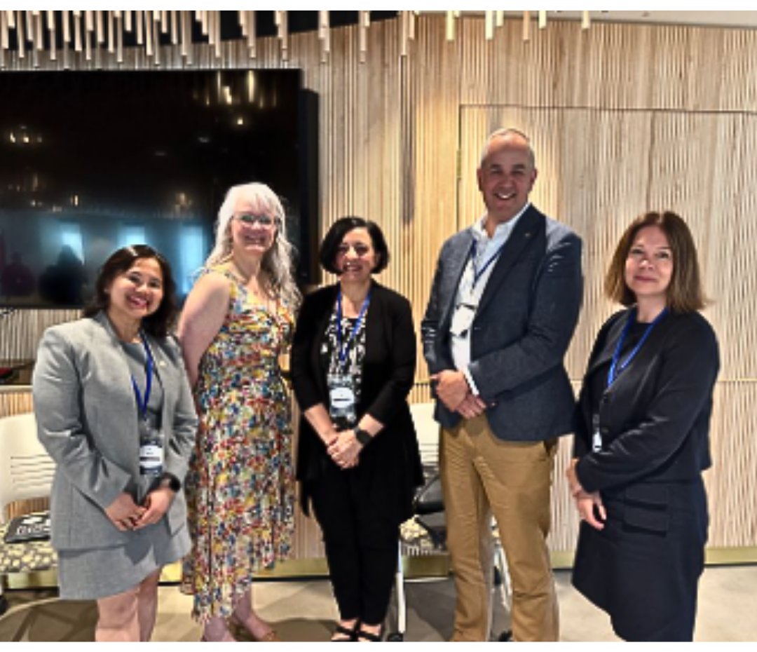 Thank you to our Principal, Shannon Bennet, who recently participated in the discussion panel hosted by the University of Calgary's Werklund School of Education on the topic, "Opportunities and Challenges of GenAI in Schools".
#GenAI #UofC #WerklundSchoolOfEducation #CCS