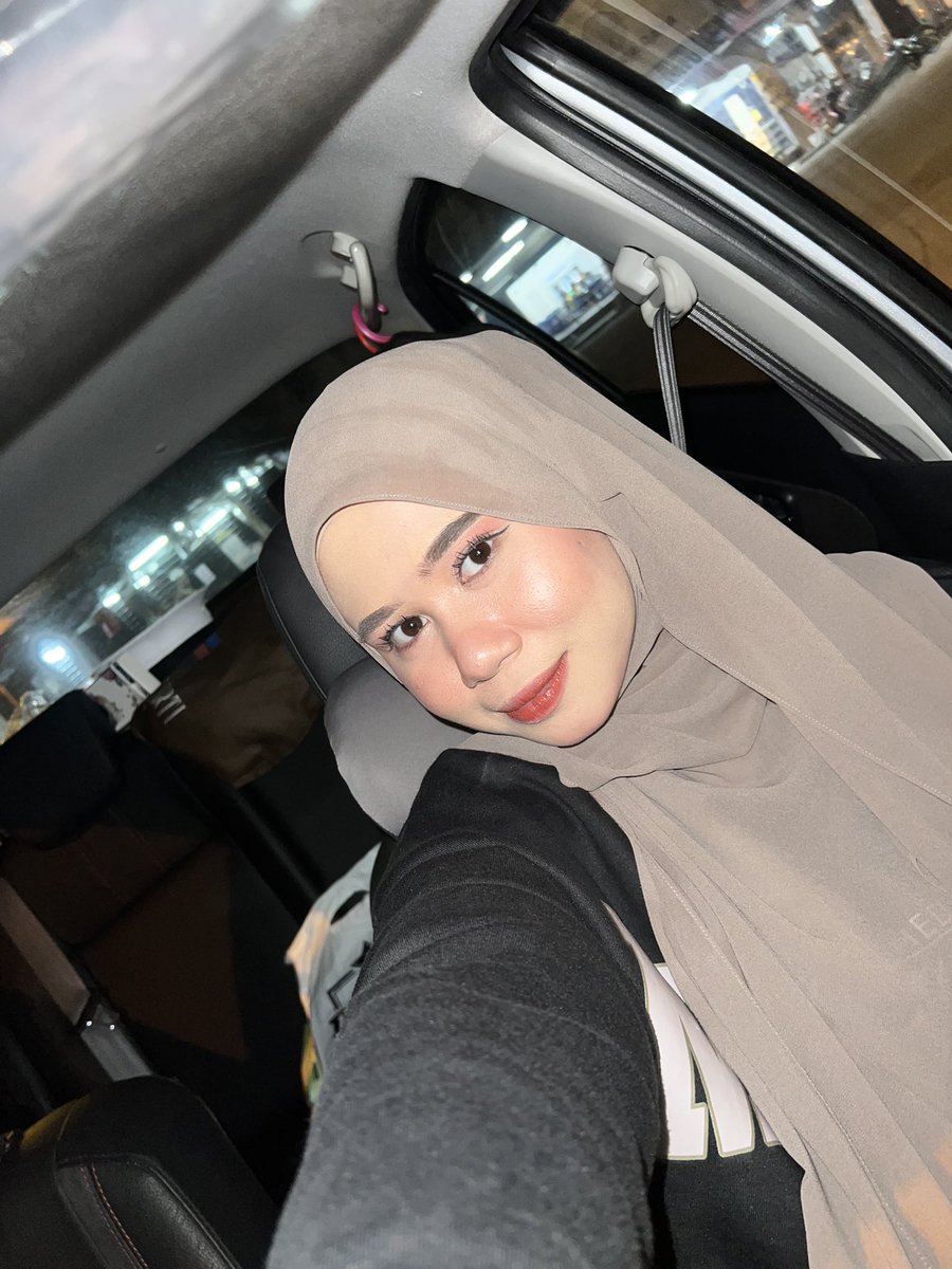 NatasyaAzmi5's tweet photo. Feeling pretty today❤��� https://t.co/TtoE44GEtu