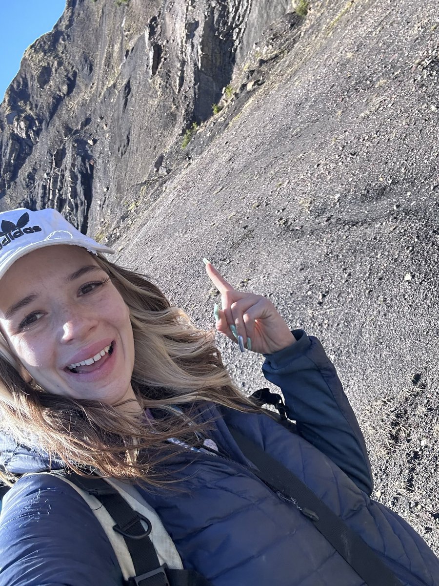 Come along on a wee adventure with me and learn about the geology of Scotland during the Carboniferous period - scottishgeologist.co.uk/store/p/spires…