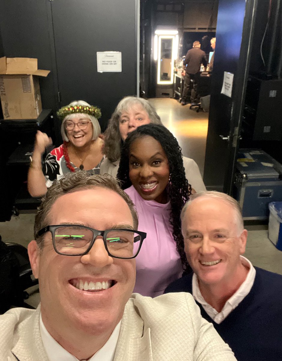 MichaelJDunlea's tweet photo. So happy &amp; proud to be selected as a 2025 inductee to the @NTHF thank you @DavidBegnaud &amp; @CBSMornings @GayleKing  special thanks to @NicholasFerroni &amp; Monica Washington for nominating minting me &amp; @CollinsNBCT https://t.co/XvYHq1M0iN https://t.co/cSb0XYlC9W