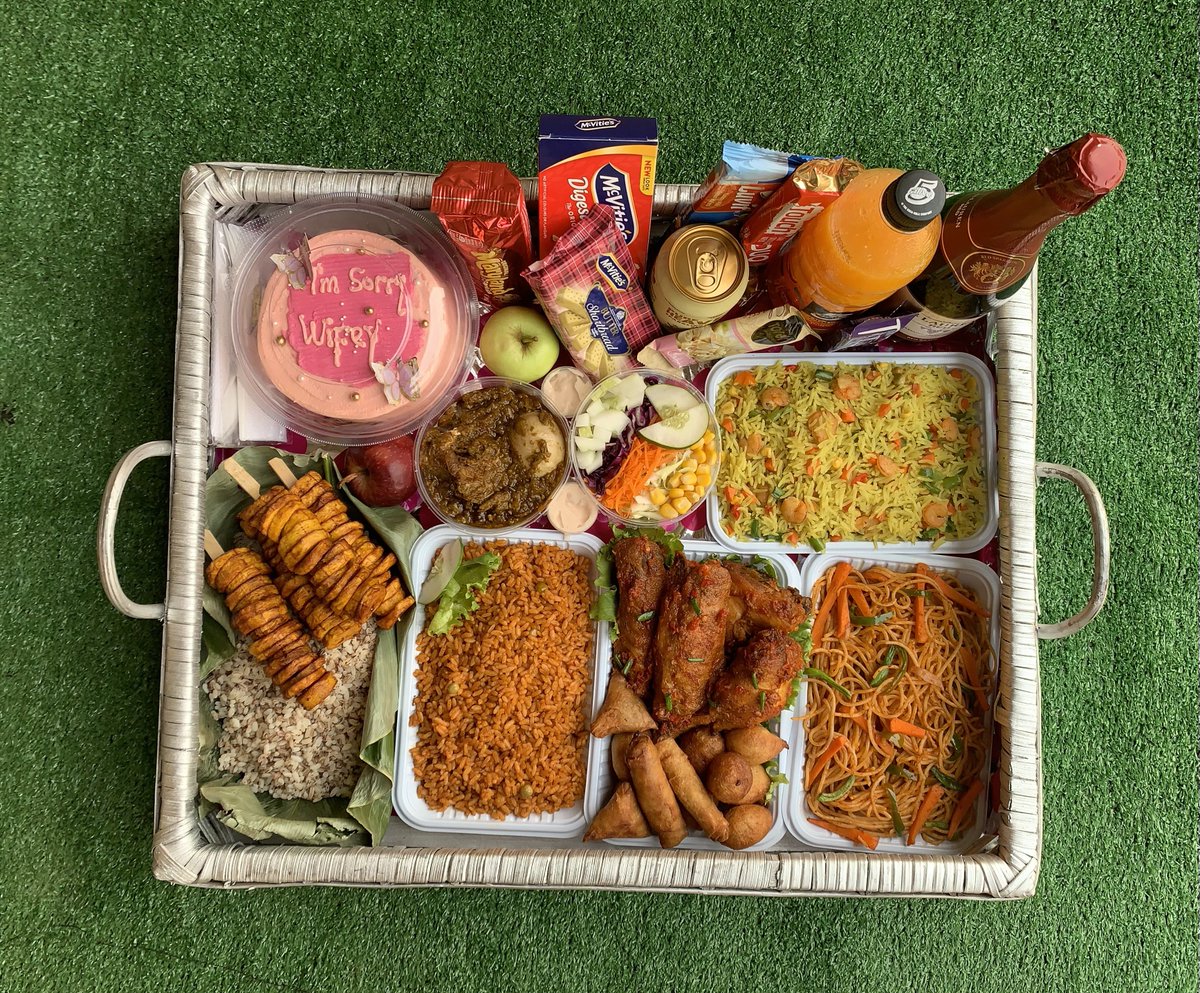 Whunmi__'s tweet image. @DassyDelish delivers top quality meals always 👌

We offer:
• Lunch packs (1-500 packs) 
• Soups &amp;amp; stews in bowls
• Food trays &amp;amp; boxes
•Monthly Food Subscription 
• Event catering

Kindly DM/Click on WhatsApp link in bio to place  orders 

📍Lagos