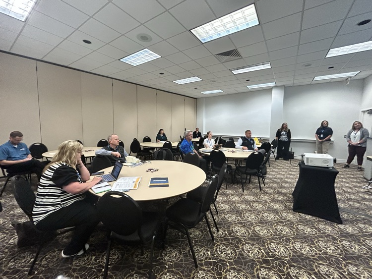 swplains's tweet photo. Wow! Exciting things are happening at Spearville @USD381 Ask how they are using our Best Practice Bundle to enrich their staff, students, parents & community! @swplains @DataInsightPart #HowsSchoolGoing? #ChangeConversationsChangeOutcomes #engage2learn #eSuite @eWalkThrough https://t.co/aDuOaHUley