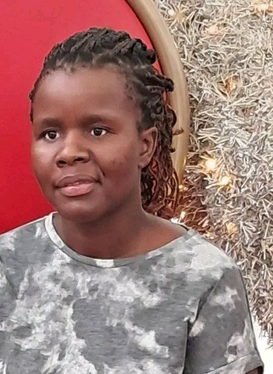 Mother’s heartfelt plea for missing daughter’s safe return

Tshegofatso Mothobi, a 21-year-old student, has been missing since May 20, 2025. 

Her devastated mother made an emotional plea for her safe return, as reported by eNCA. 

The community and authorities are urged to
