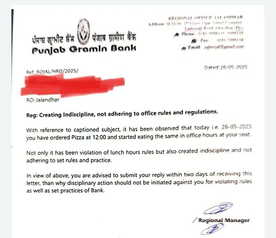 LatestBankUpdat's tweet image. Bank Employee Warned for Ordering Pizza During Office Hours
latestbankupdate.com/2025/05/bank-e…
#BankEmployee #Bank #pizza