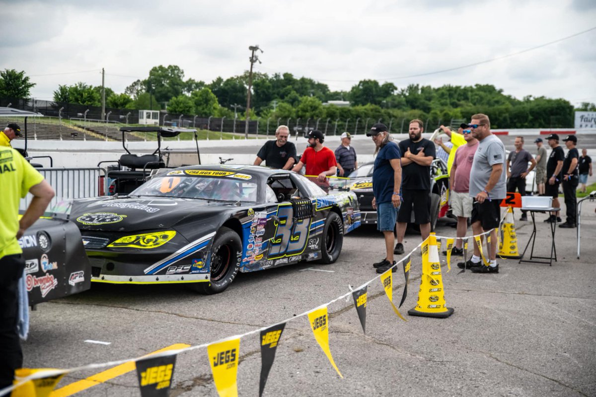 Liberty Racing Review (@lrr_official_) on Twitter photo Enjoy some scenes from around the pits at Nashville Fairgrounds Speedway, courtesy of <a href="/_rpmmedia/">RPM Media 📷🏎</a>.
Today, Pro Late Models and CRA Street Stocks will compete in the Battle of Broadway at the historic Nashville facility. Racing is set to kick off at 6:00. Enjoy some scenes from around the pits at Nashville Fairgrounds Speedway, courtesy of <a href="/_rpmmedia/">RPM Media 📷🏎</a>.
Today, Pro Late Models and CRA Street Stocks will compete in the Battle of Broadway at the historic Nashville facility. Racing is set to kick off at 6:00.