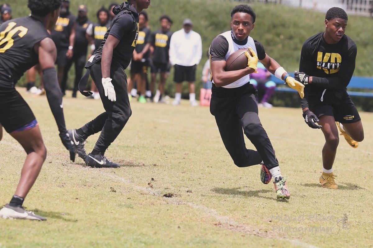Gearing up for football season💪💫
#levelup