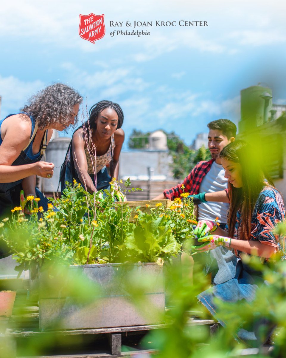 Hello, Summer. Let’s make it count! ☀️

The first day of summer is here, and the Kroc Center is your one-stop spot for fun in the sun, fitness goals, and family vibes.

From swim lessons to summer camps, gardens to group classes, your best summer starts right here.