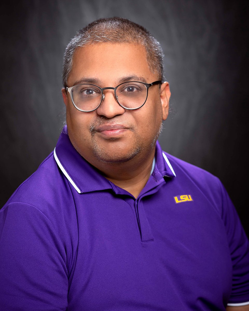 DES Professor Supratik Mukhopadhyay and his team are developing new ways to use artificial intelligence to stop wildfires

Their AI engine, DeepFire, just advanced to the final round of a major international competition, @XPrize Wildfire

ow.ly/oLhS50W13gA 

#XPRIZEWildfire