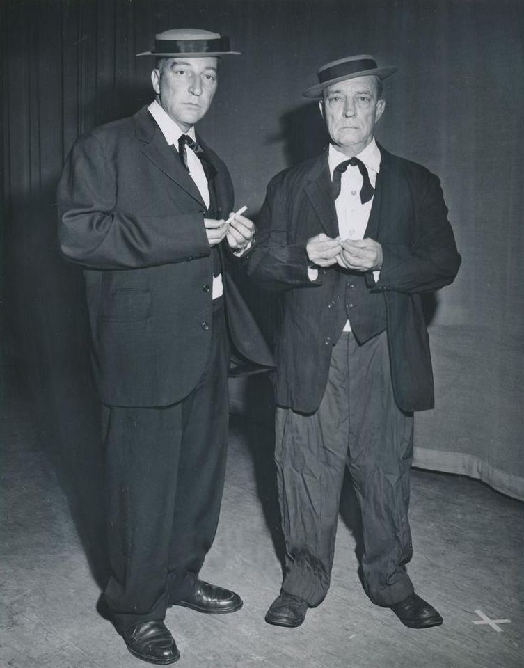 FriendlessGhoul's tweet photo. Buster Keaton & Garry Moore - July 23, 1957
#oldhollywood #damfino #busterkeaton https://t.co/MSkLMHlHu4