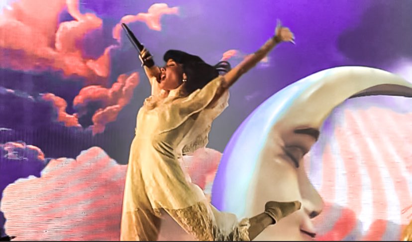 Posting them all here because I couldn't decide which was my favorite 💜 #ForMyLastTrickTour #halsey