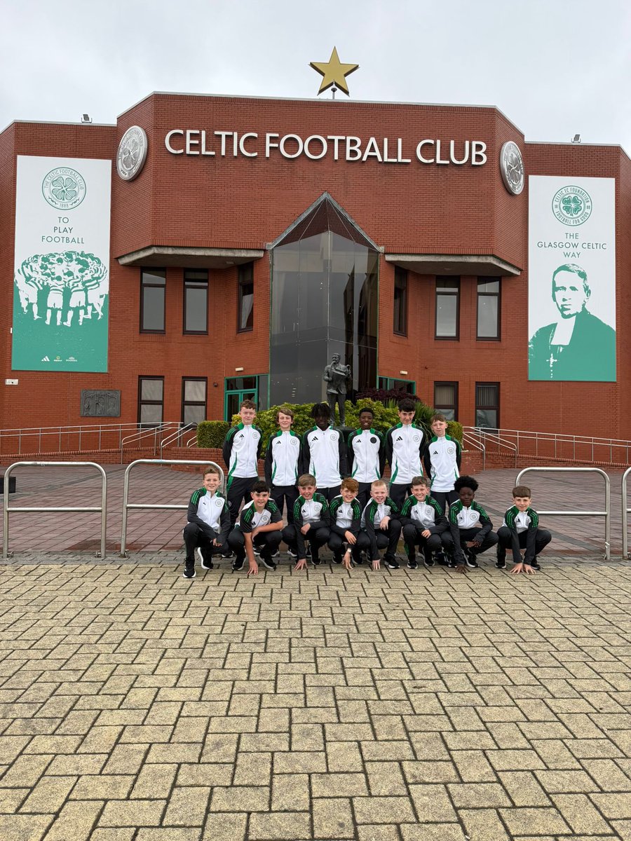 🚌 The young Hoops are on their way to Burnley to take part in the fifth edition of the Dude Perfect International Youth Cup this weekend!

Best of luck Bhoys 👏

#CelticFC🍀