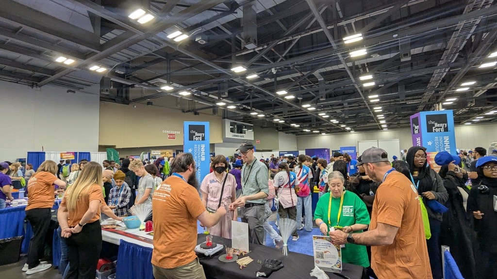 ✨ What an amazing day at the 2025 Intel Education Outreach Day at ISEF in Columbus, Ohio!

📸 Swipe through to see the highlights!
#MaterialsScience #STEMeducation #CeramicsInAction #PCSA #ACerS #CGIF #ISEF2025 #OutreachDay #ScienceIsFun