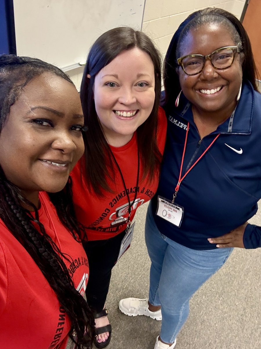 MsChastainELA's tweet image. Had so much fun presenting a session about @BookCreatorApp at the Cobb InTech Conference! @CobbInTech #engagecobb #cobbintech